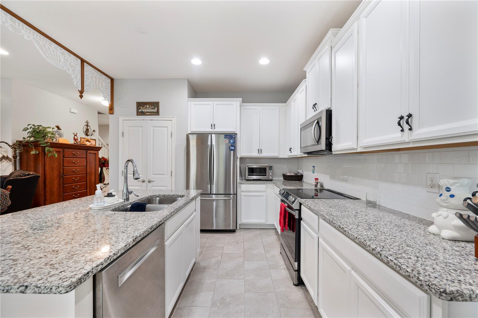 437 SAPPHIRE DR, DAVENPORT, FL, 33837