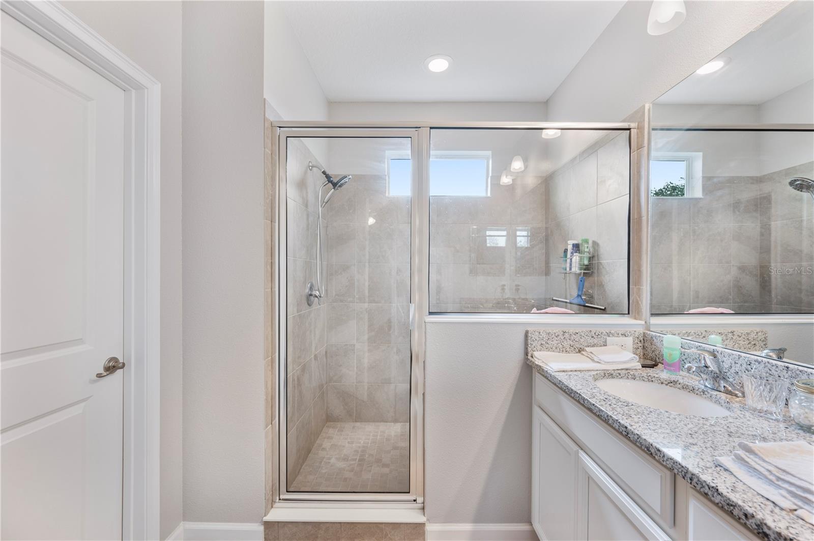 437 SAPPHIRE DR, DAVENPORT, FL, 33837