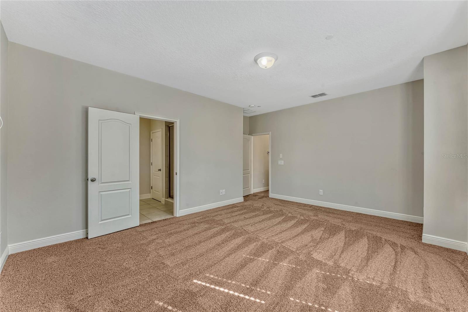 2440 LOBELIA DR, LAKE MARY, FL, 32746