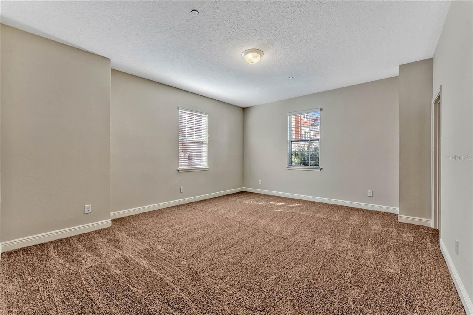 2440 LOBELIA DR, LAKE MARY, FL, 32746