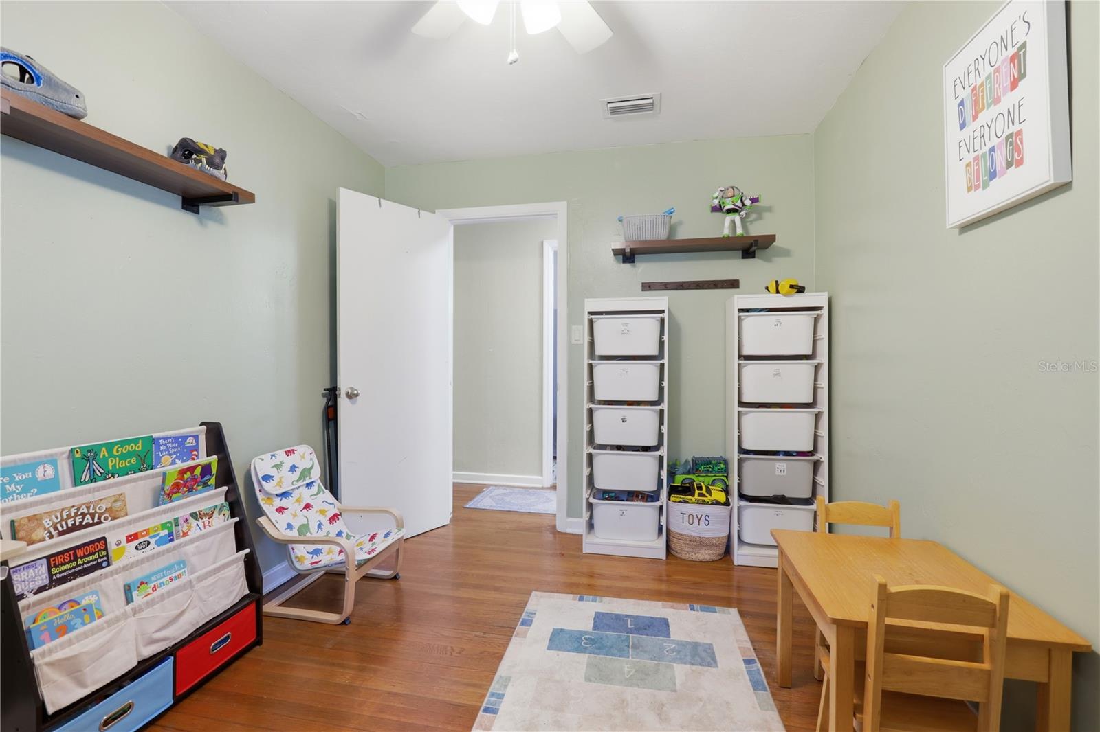 22 VIRGINIA AVE, DELAND, FL, 32724