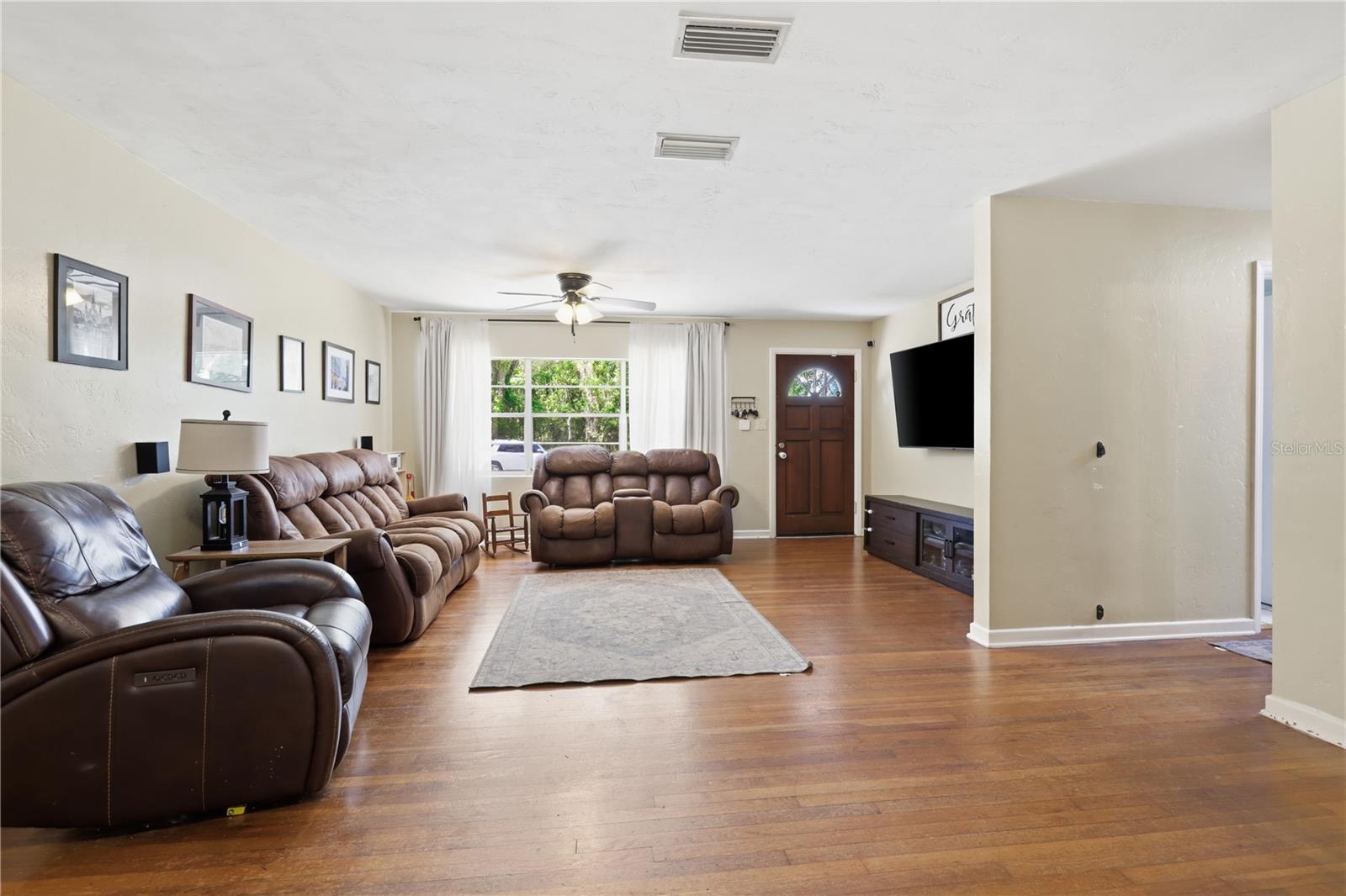 22 VIRGINIA AVE, DELAND, FL, 32724