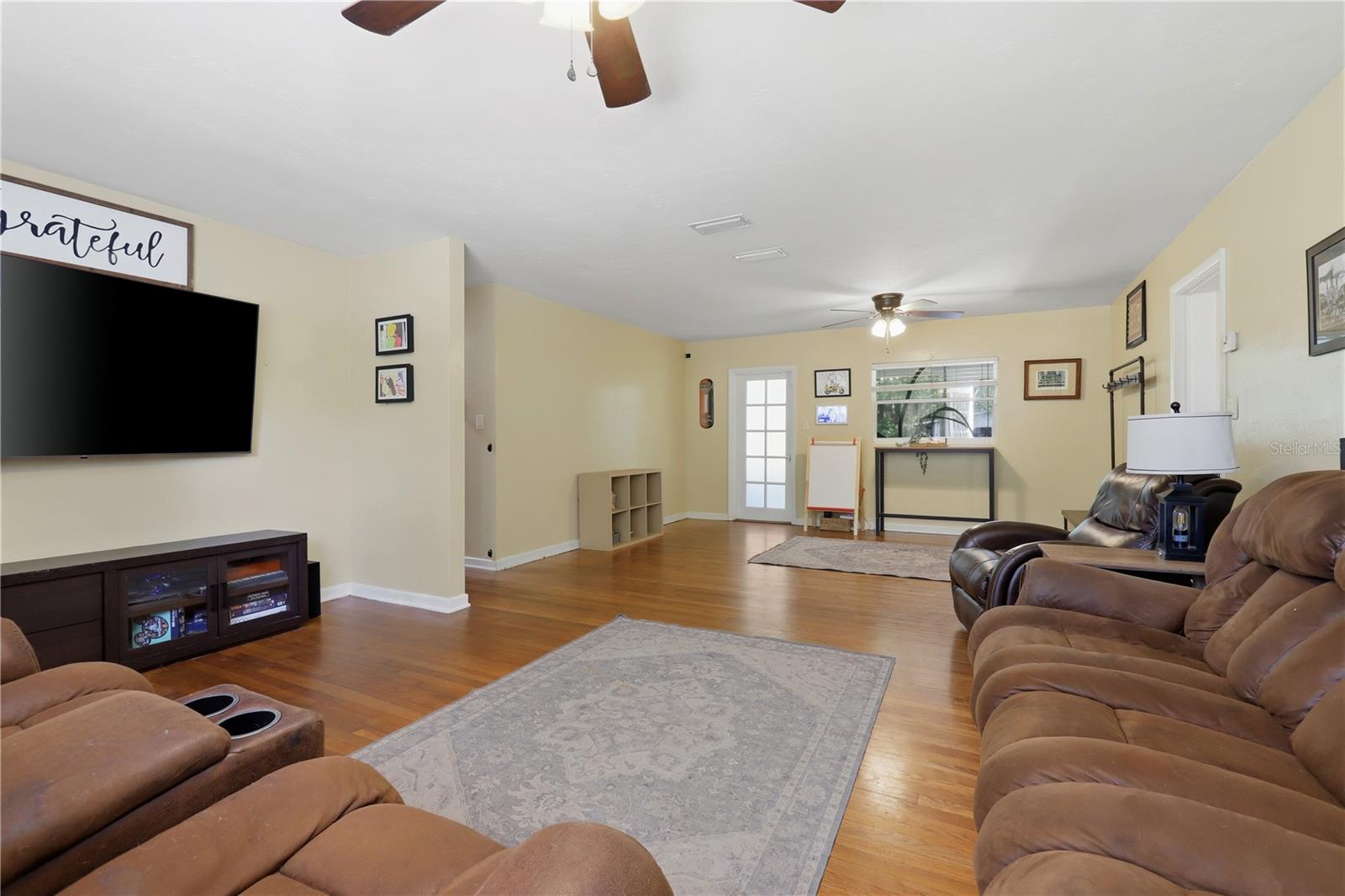 22 VIRGINIA AVE, DELAND, FL, 32724