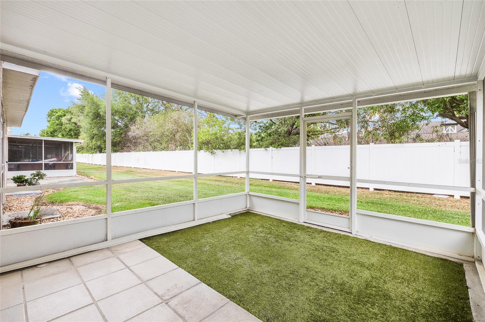 539 KENSINGTON LAKE CIR, BRANDON, FL, 33511