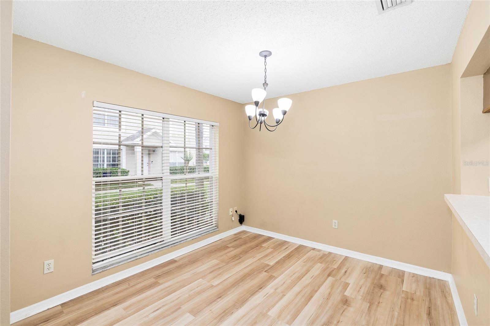 539 KENSINGTON LAKE CIR, BRANDON, FL, 33511