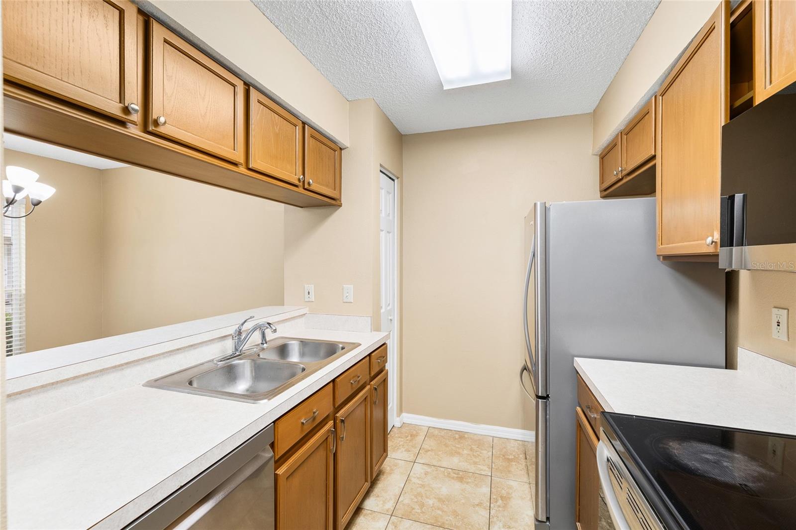 539 KENSINGTON LAKE CIR, BRANDON, FL, 33511