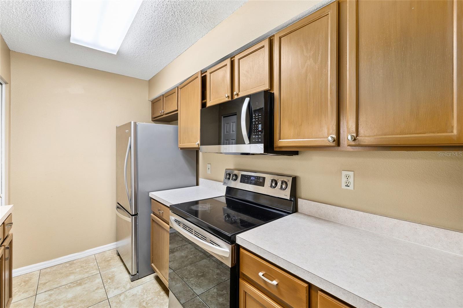 539 KENSINGTON LAKE CIR, BRANDON, FL, 33511