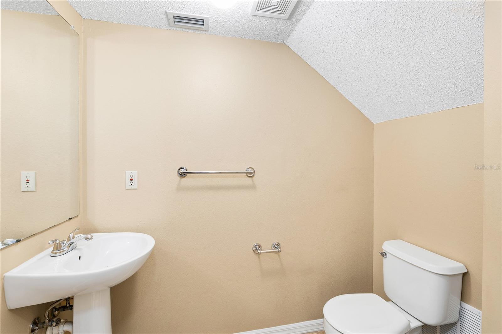 539 KENSINGTON LAKE CIR, BRANDON, FL, 33511