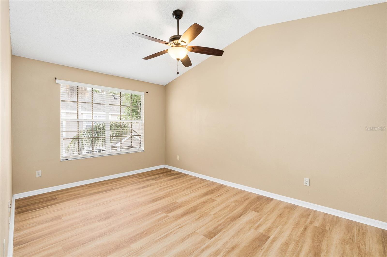 539 KENSINGTON LAKE CIR, BRANDON, FL, 33511