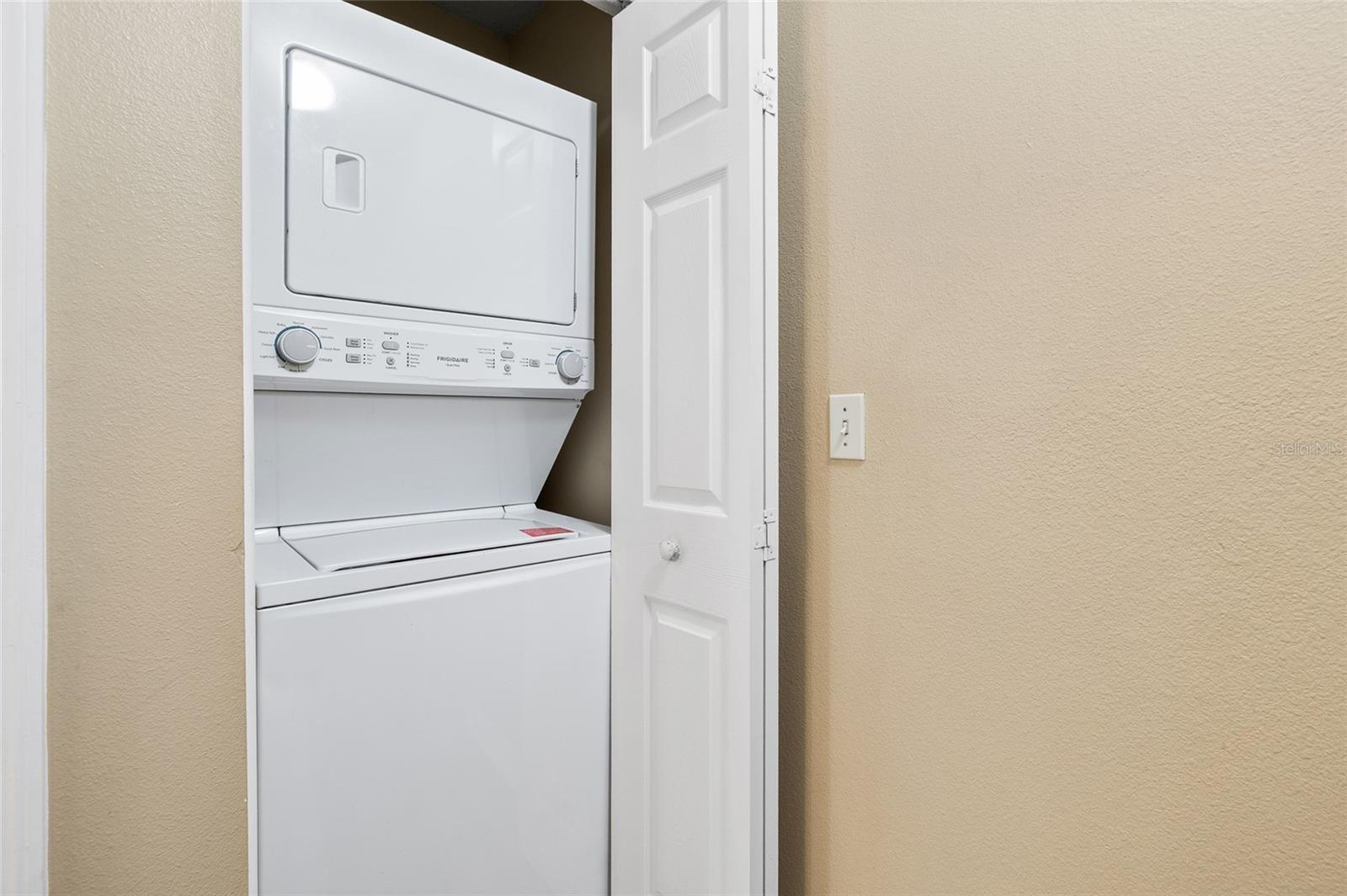 539 KENSINGTON LAKE CIR, BRANDON, FL, 33511