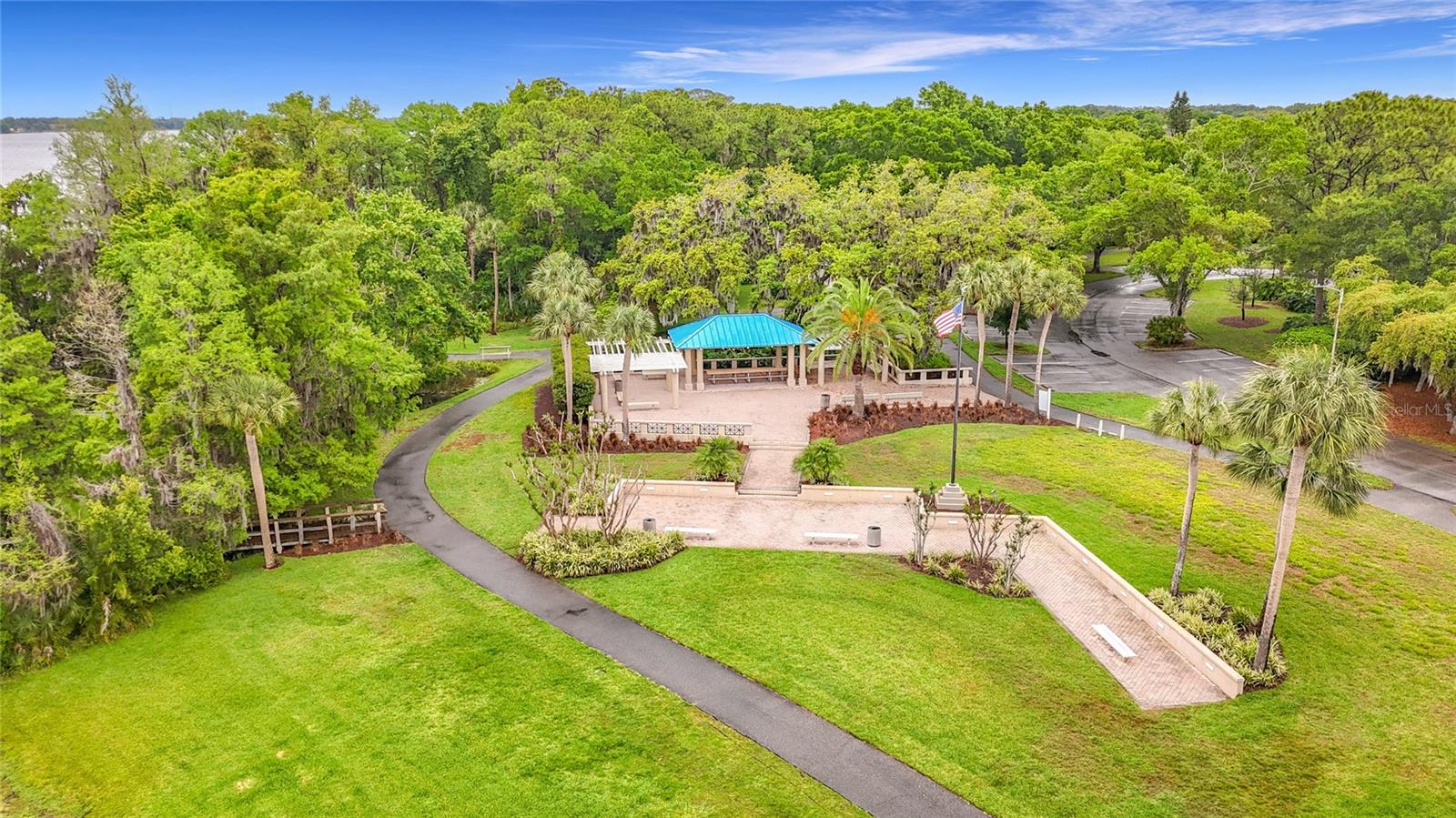Lansbrook Lakefront Park