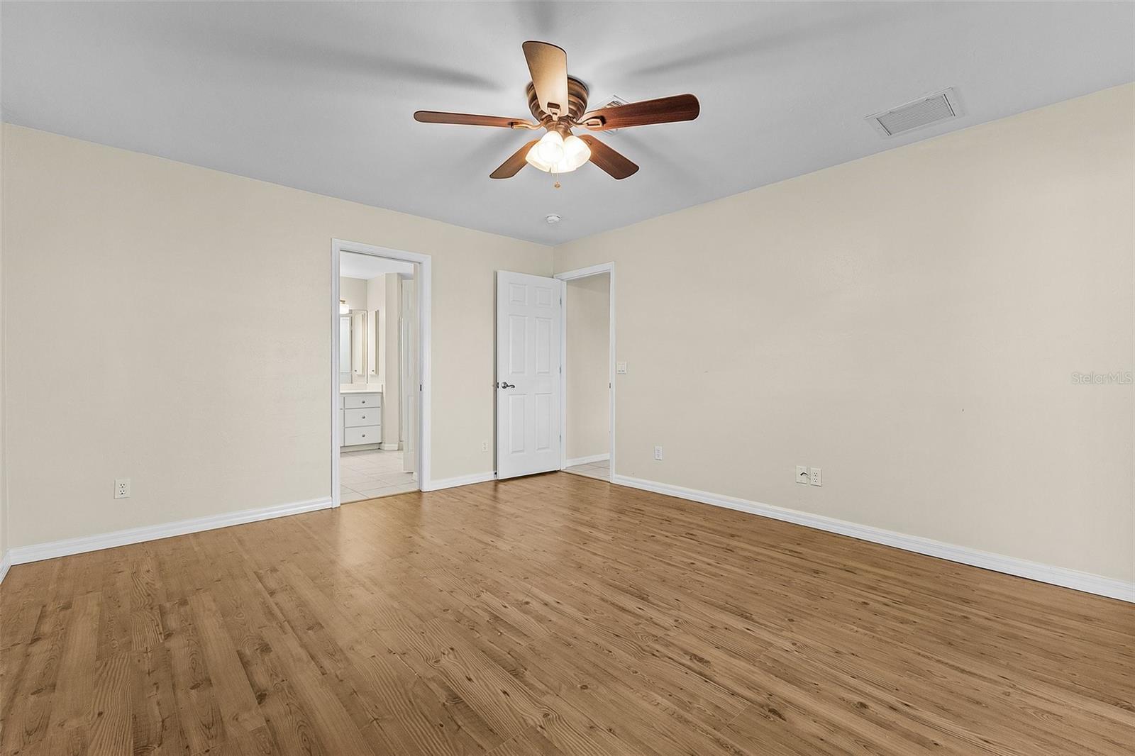 1230 SW 4TH AVE, CAPE CORAL, FL, 33991