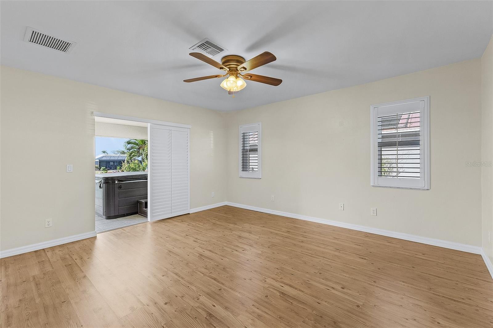 1230 SW 4TH AVE, CAPE CORAL, FL, 33991