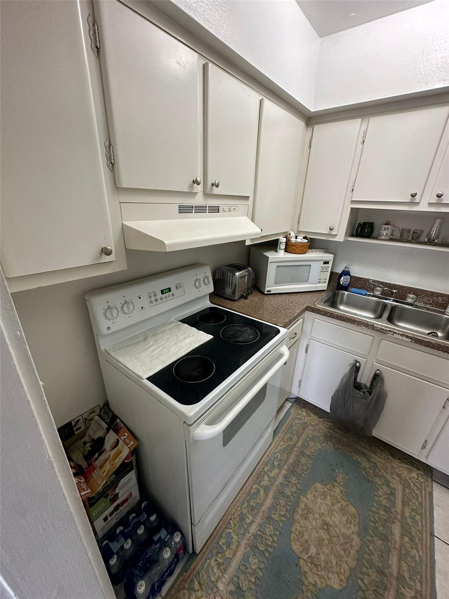 1830 MARAVILLA AVE #317, FORT MYERS, FL, 33901