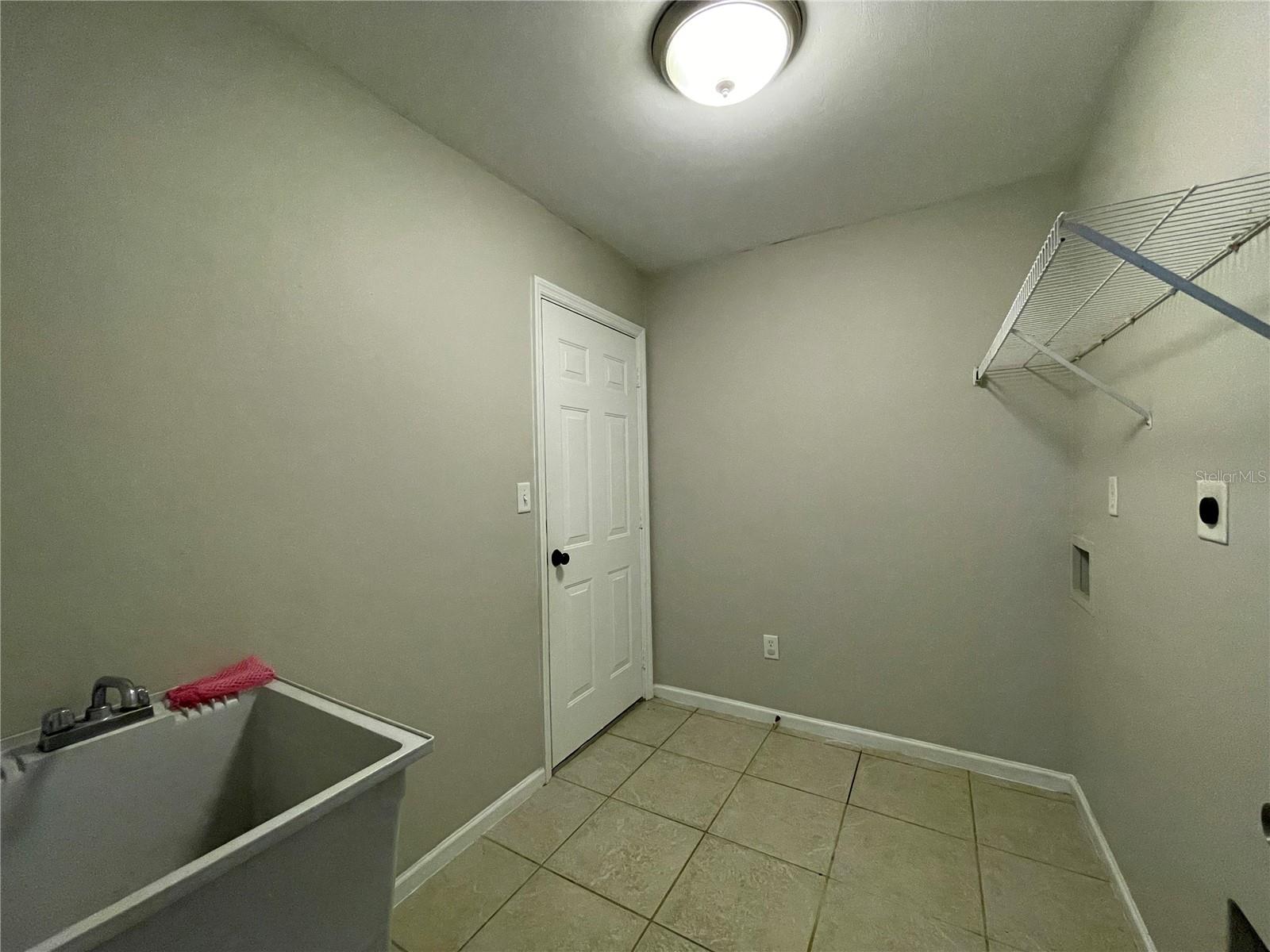 717 NW 233RD TER, NEWBERRY, FL, 32669