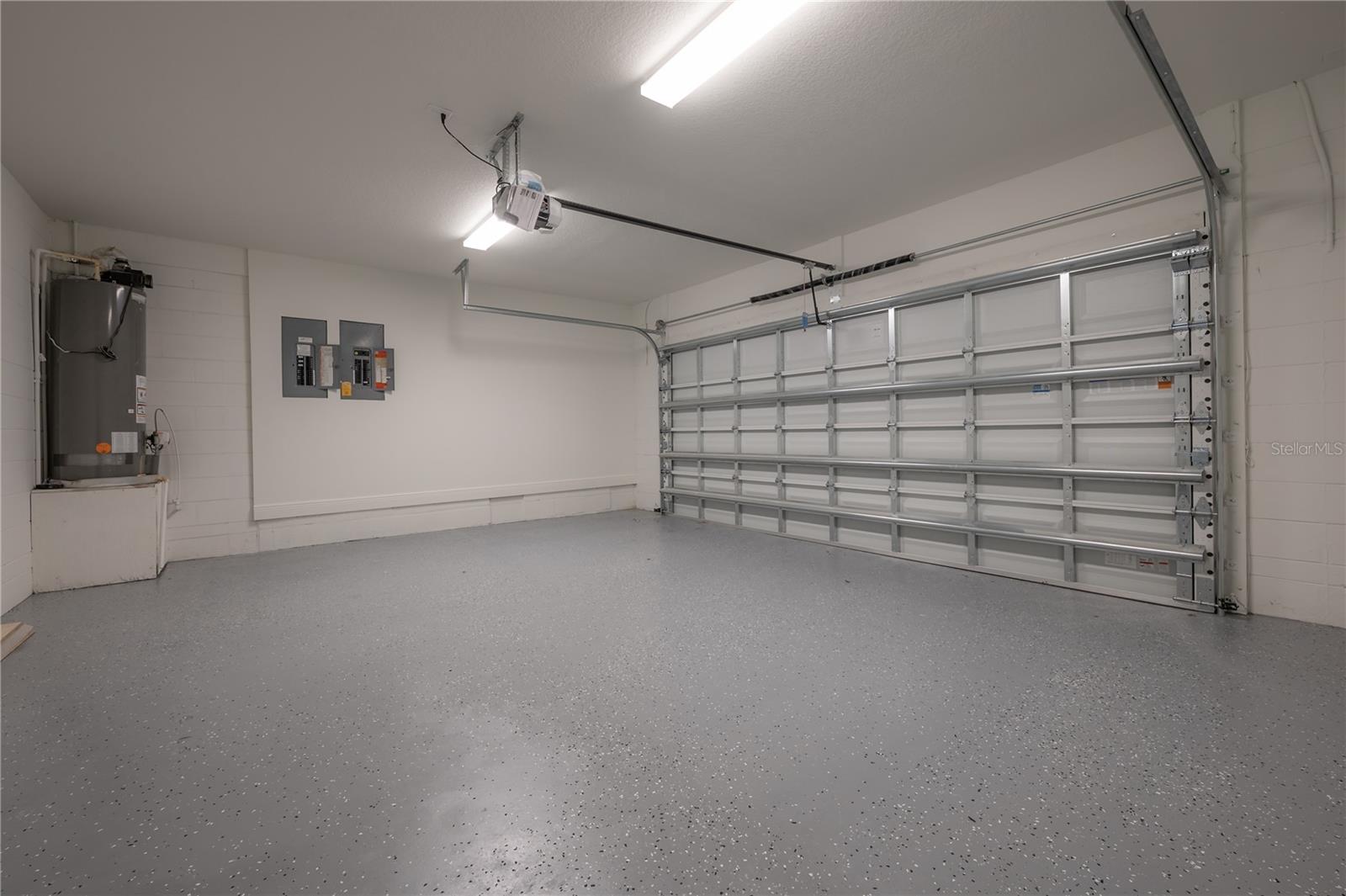 471 W DAVIS BLVD, TAMPA, FL, 33606