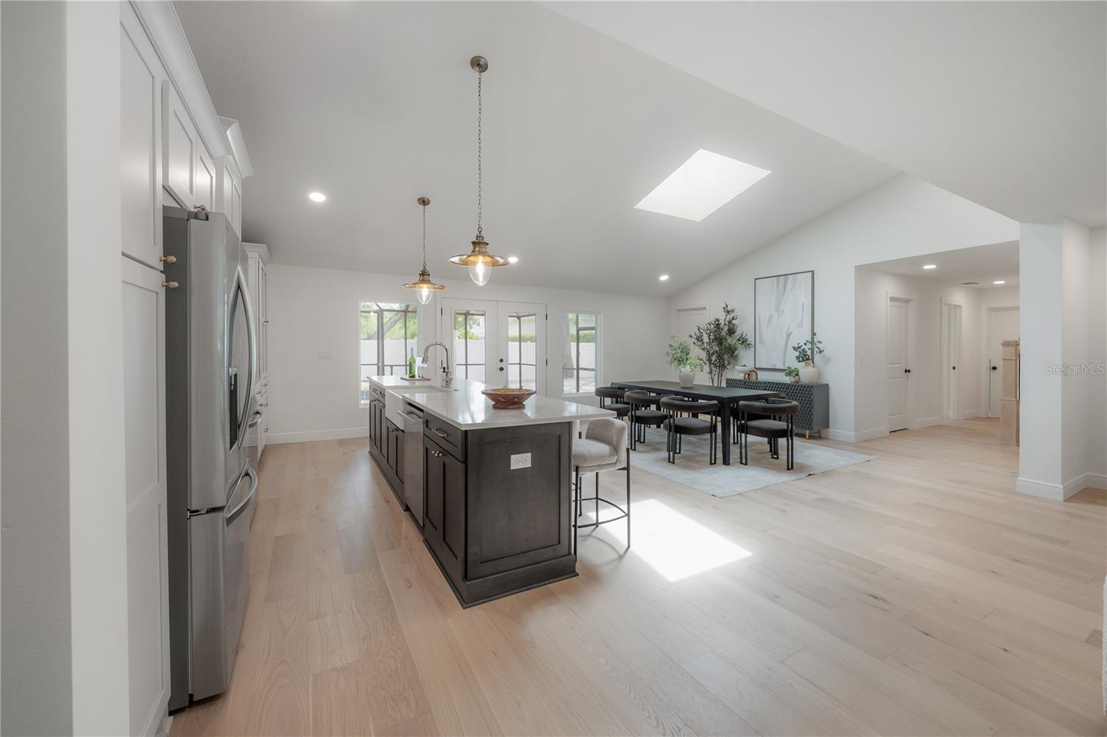 471 W DAVIS BLVD, TAMPA, FL, 33606