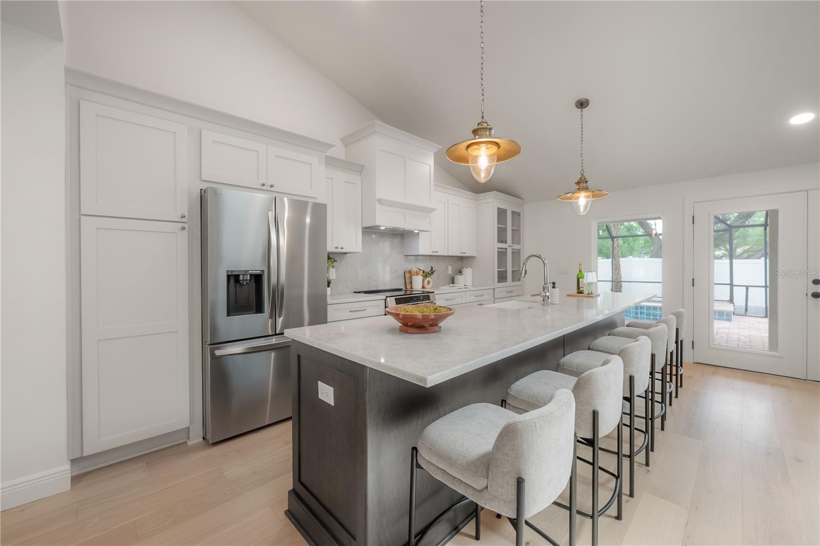 471 W DAVIS BLVD, TAMPA, FL, 33606