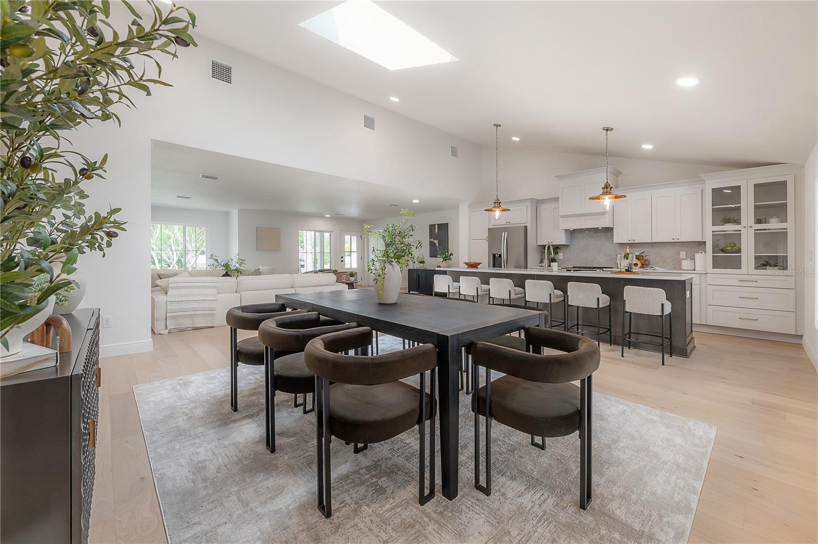 471 W DAVIS BLVD, TAMPA, FL, 33606