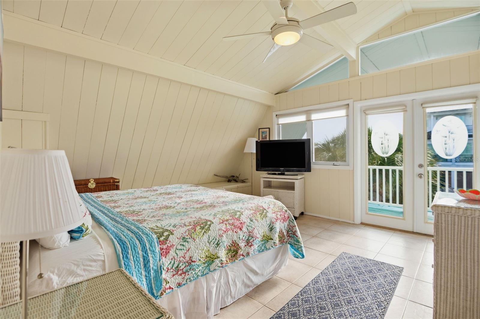 2508 AVENUE B, BRADENTON BEACH, FL, 34217