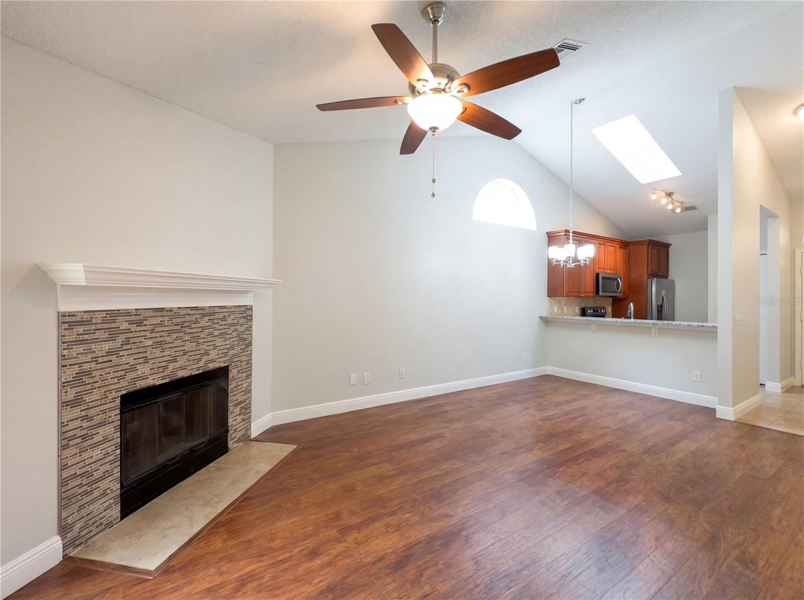 1696 CHATHAM CIR, APOPKA, FL, 32703