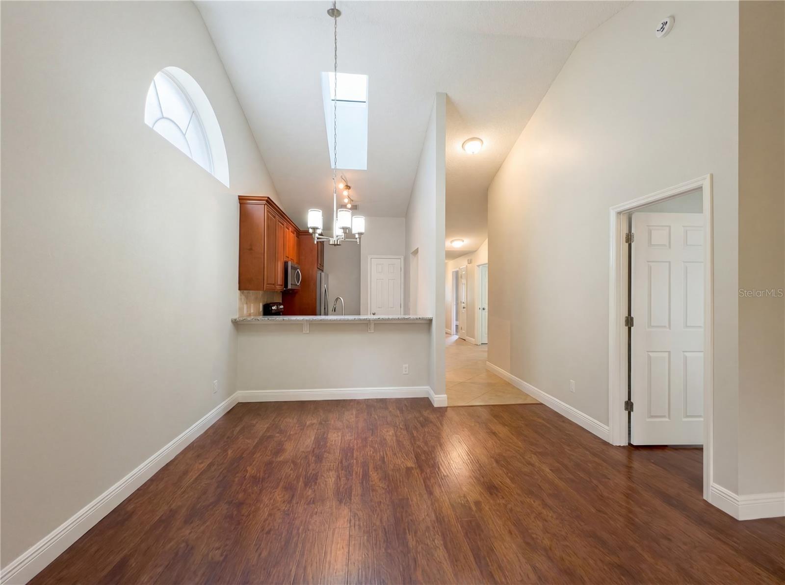 1696 CHATHAM CIR, APOPKA, FL, 32703