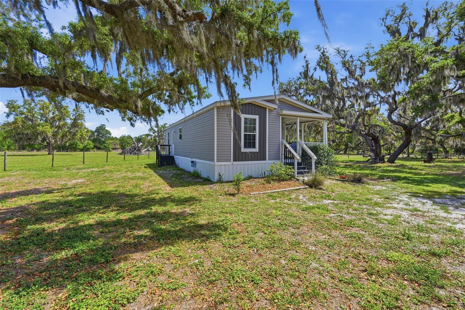 5625 HOG TOWN LN, MYAKKA CITY, FL, 34251
