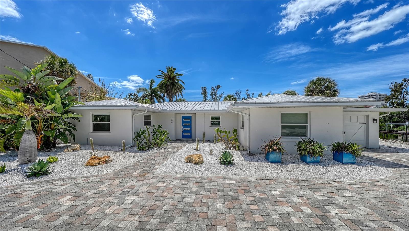 306 ISLAND CIR, SARASOTA, FL, 34242