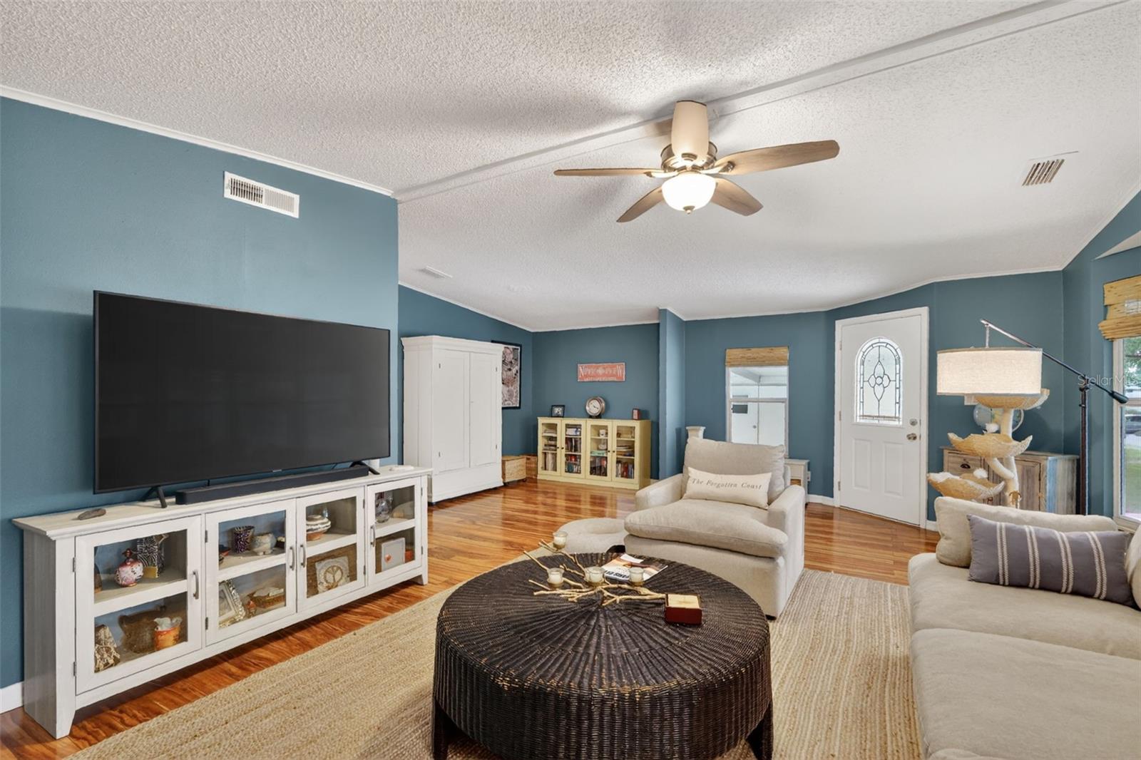 705 DEVON DR, LADY LAKE, FL, 32159