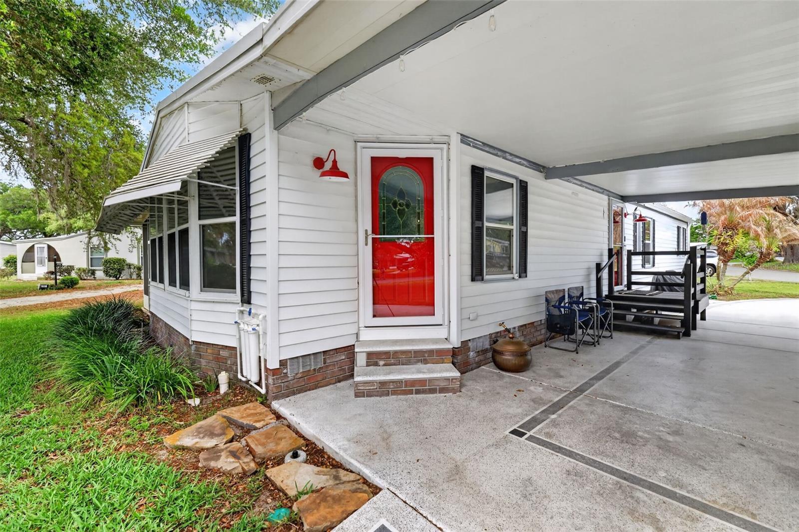 705 DEVON DR, LADY LAKE, FL, 32159