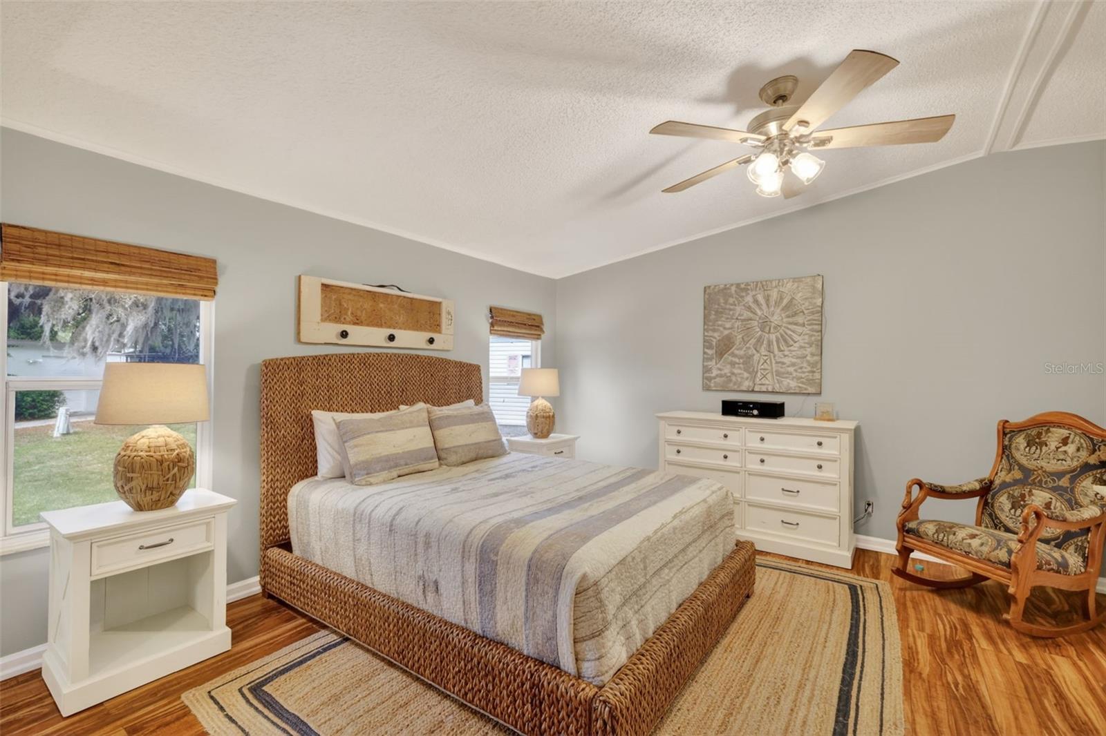 705 DEVON DR, LADY LAKE, FL, 32159