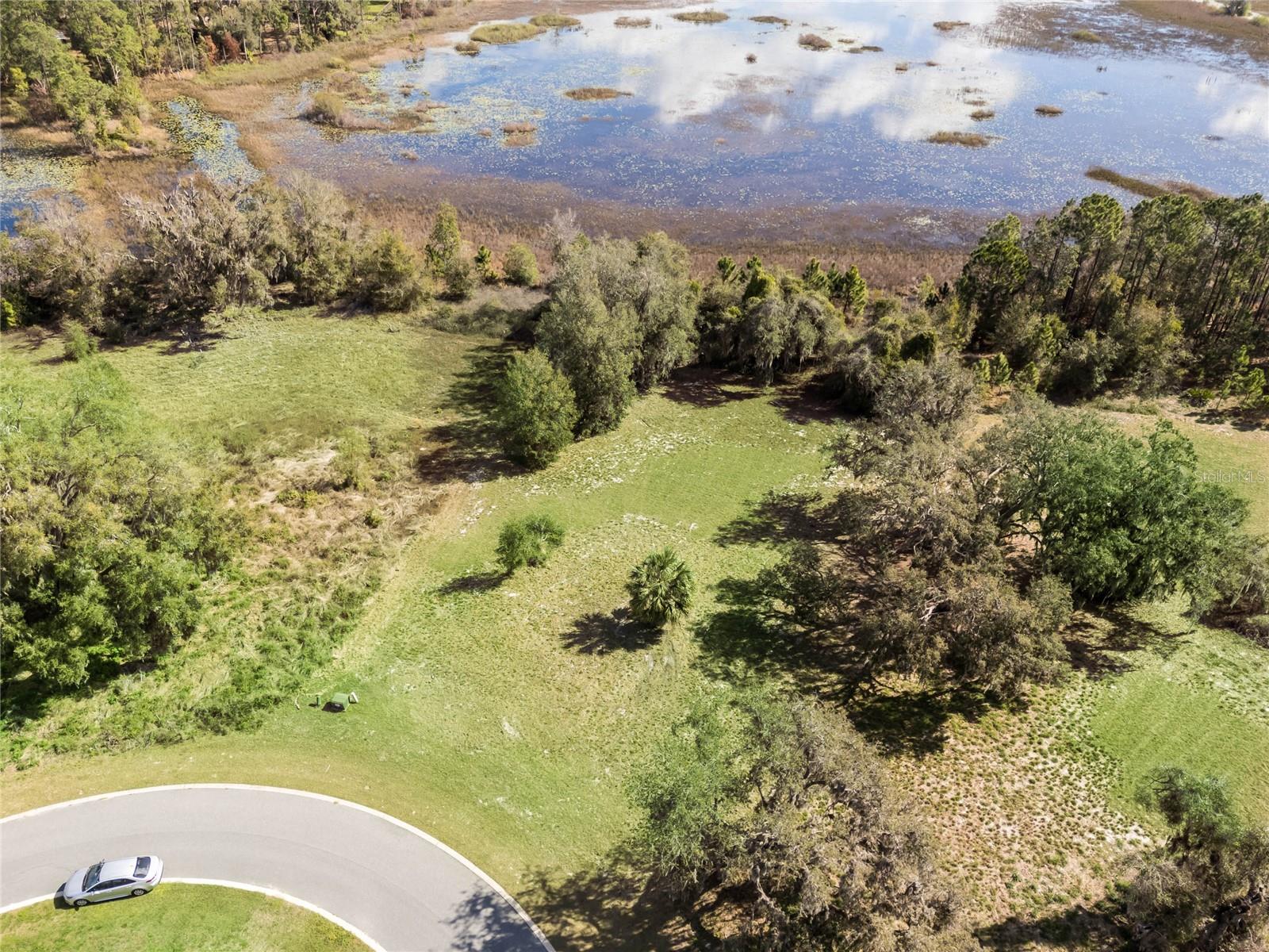 476 LONG AND WINDING RD, HOWEY IN THE HILLS, FL, 34737