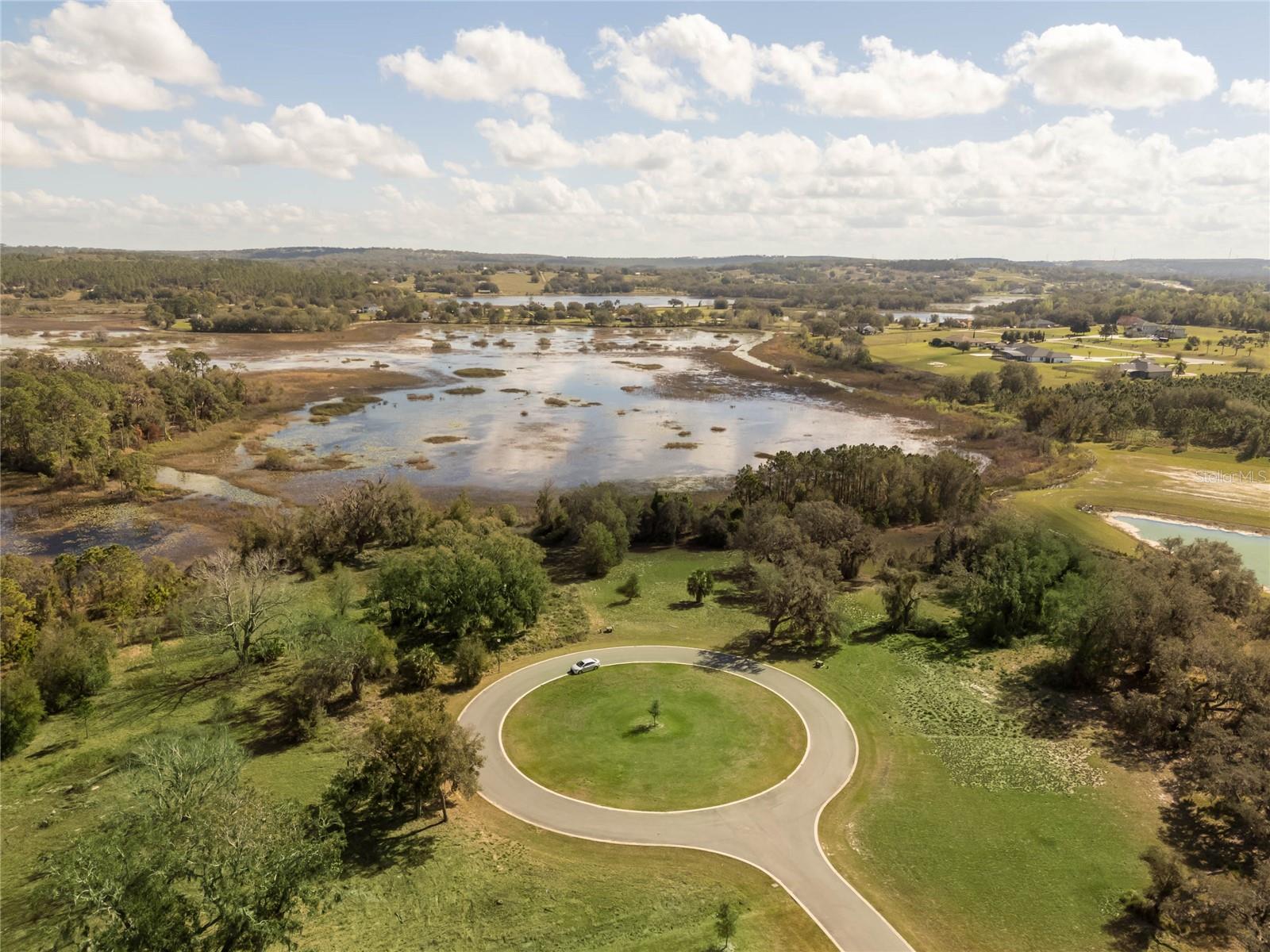 476 LONG AND WINDING RD, HOWEY IN THE HILLS, FL, 34737