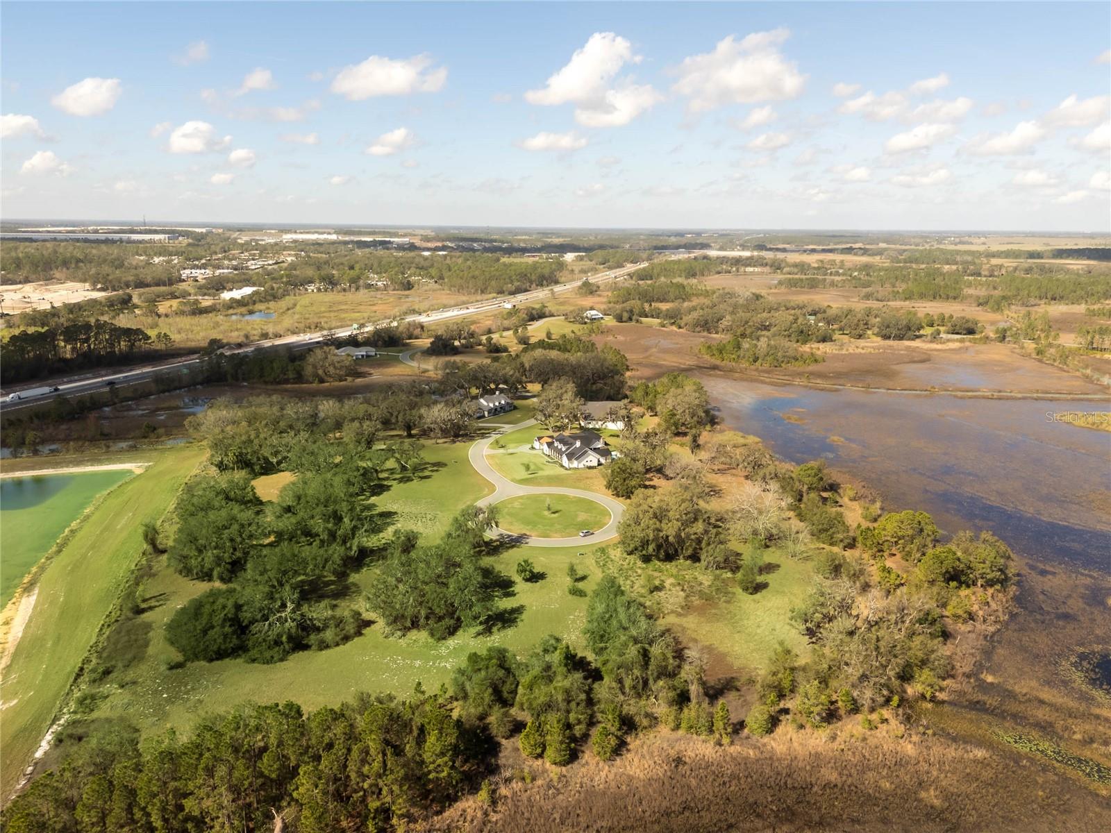 476 LONG AND WINDING RD, HOWEY IN THE HILLS, FL, 34737