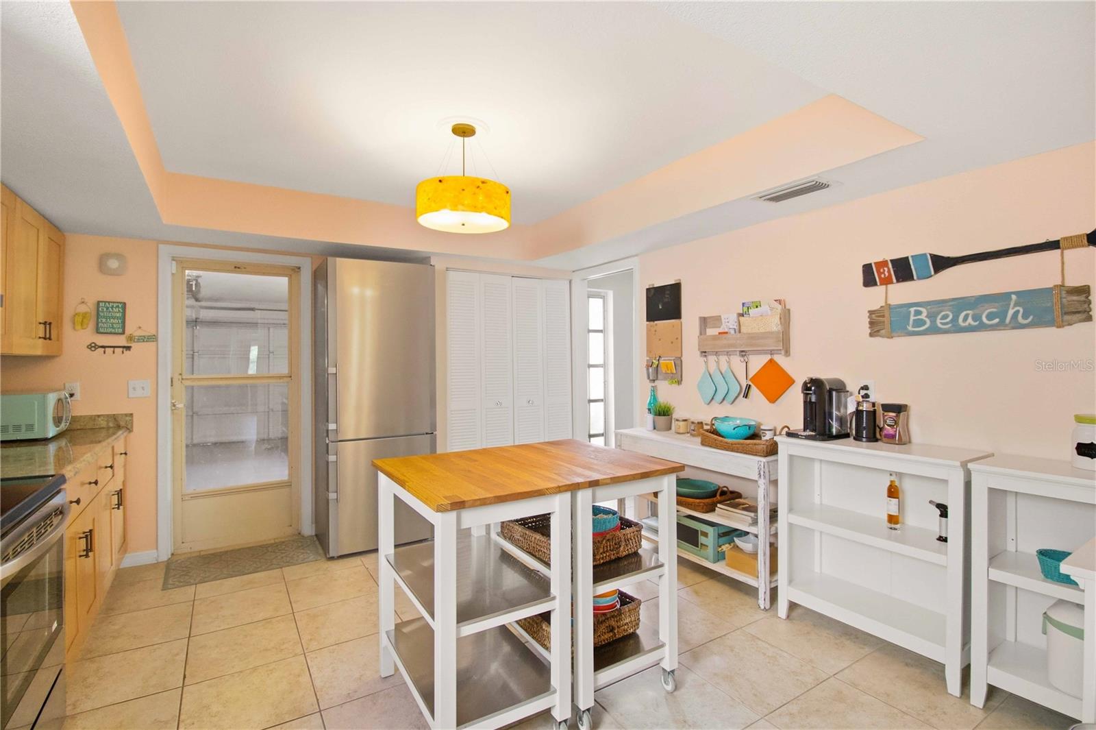 7354 W COUNTRY CLUB DR N, SARASOTA, FL, 34243