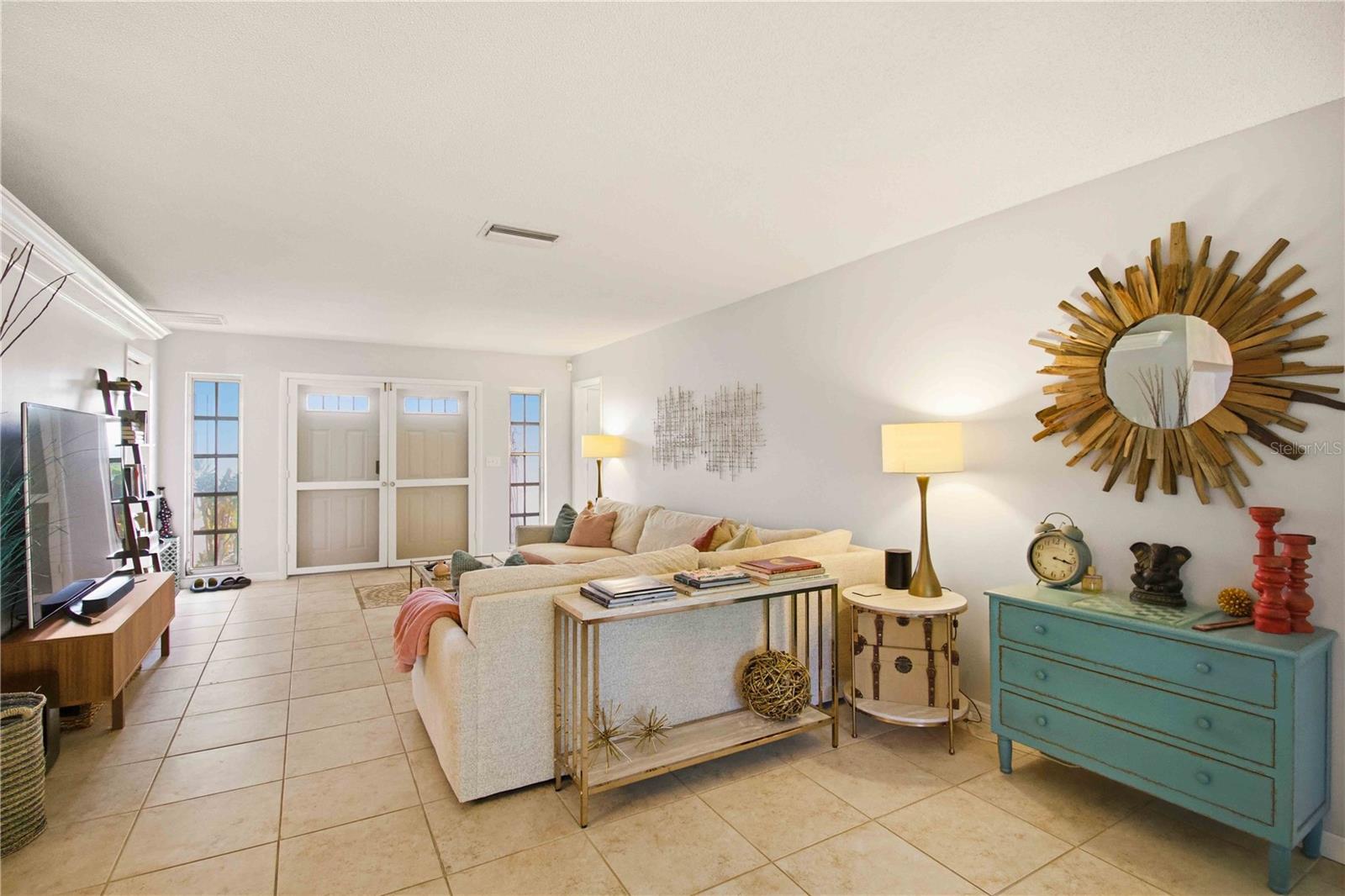 7354 W COUNTRY CLUB DR N, SARASOTA, FL, 34243