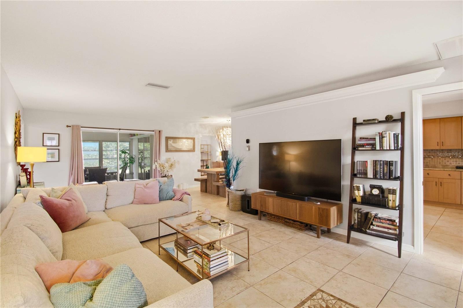 7354 W COUNTRY CLUB DR N, SARASOTA, FL, 34243