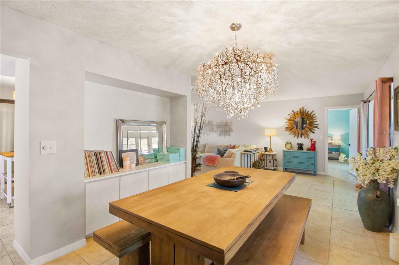 7354 W COUNTRY CLUB DR N, SARASOTA, FL, 34243