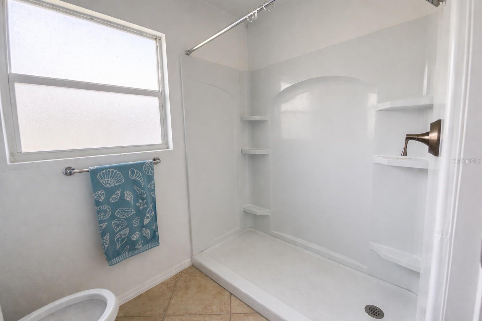 3602 CAMBRIDGE DR W, BRADENTON, FL, 34205