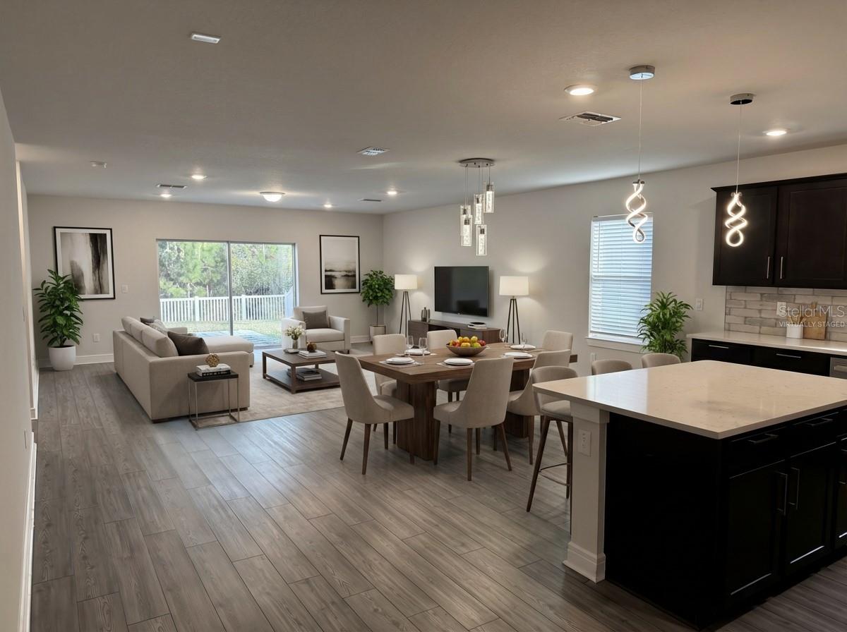 30399 MARQUETTE AVE, WESLEY CHAPEL, FL, 33545