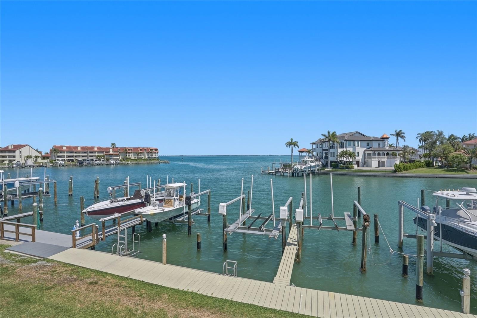 363 PINELLAS BAYWAY S #29, TIERRA VERDE, FL, 33715