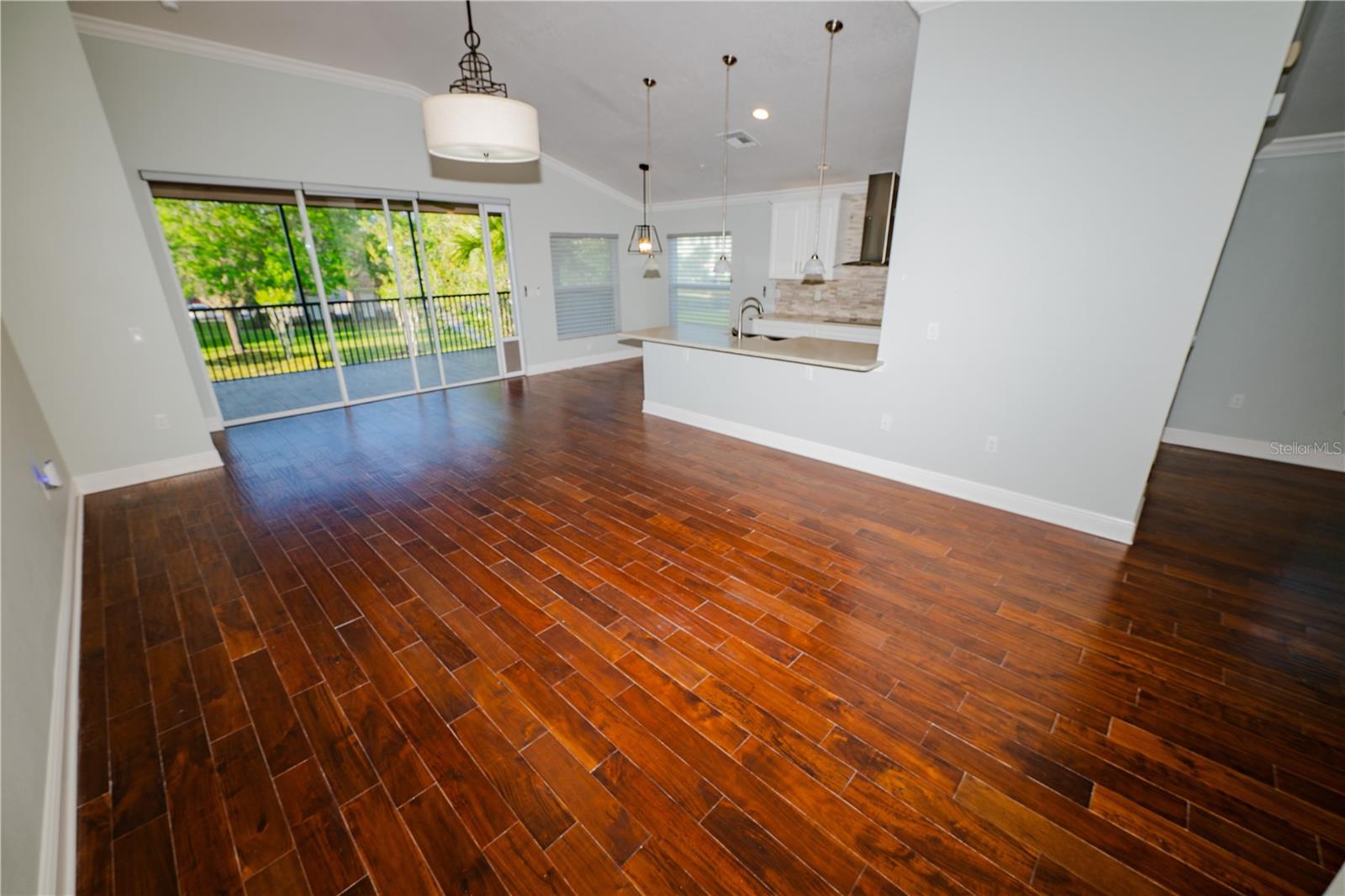 8301 FOSTER DR, DAVENPORT, FL, 33896