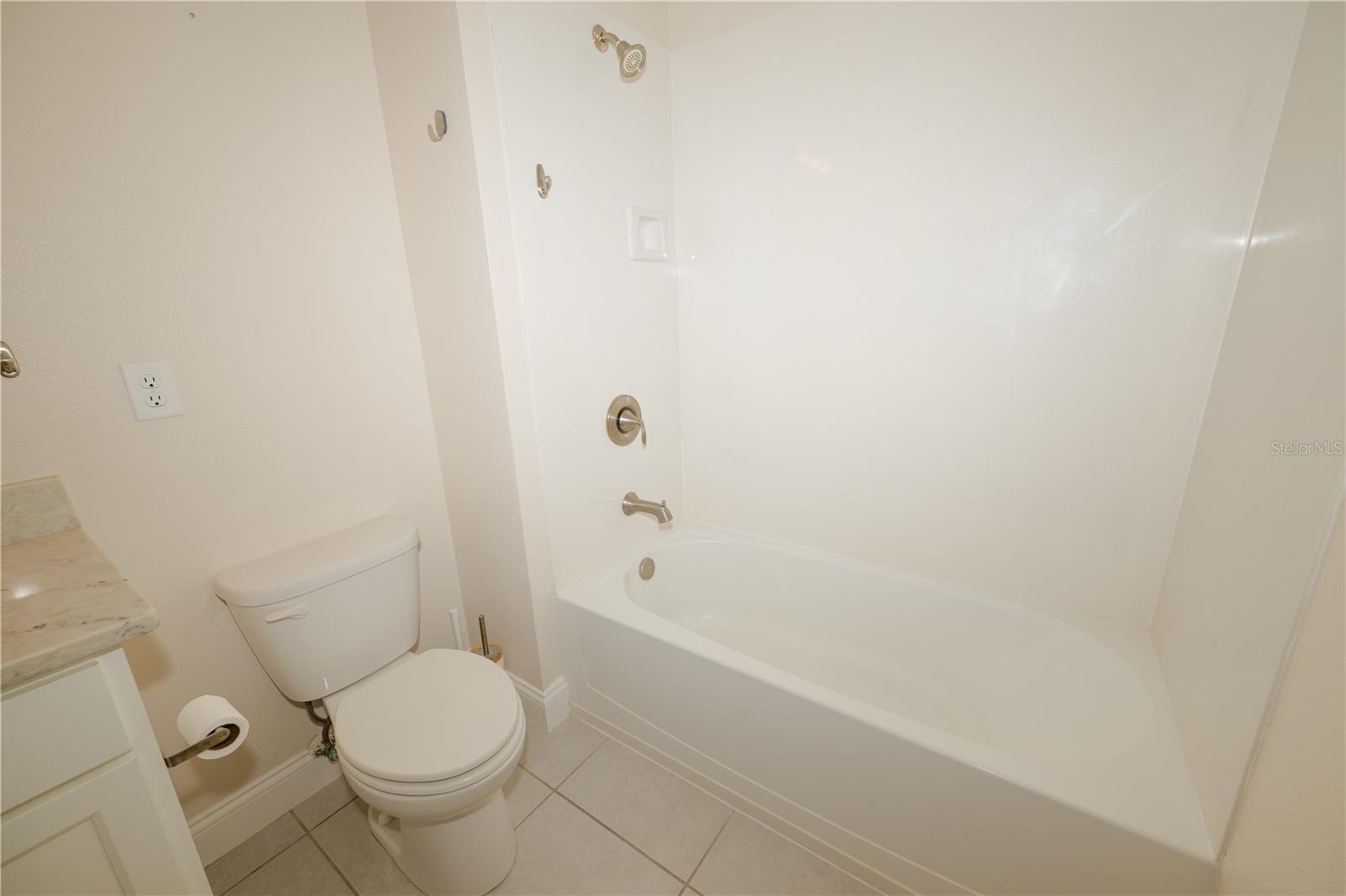 8301 FOSTER DR, DAVENPORT, FL, 33896