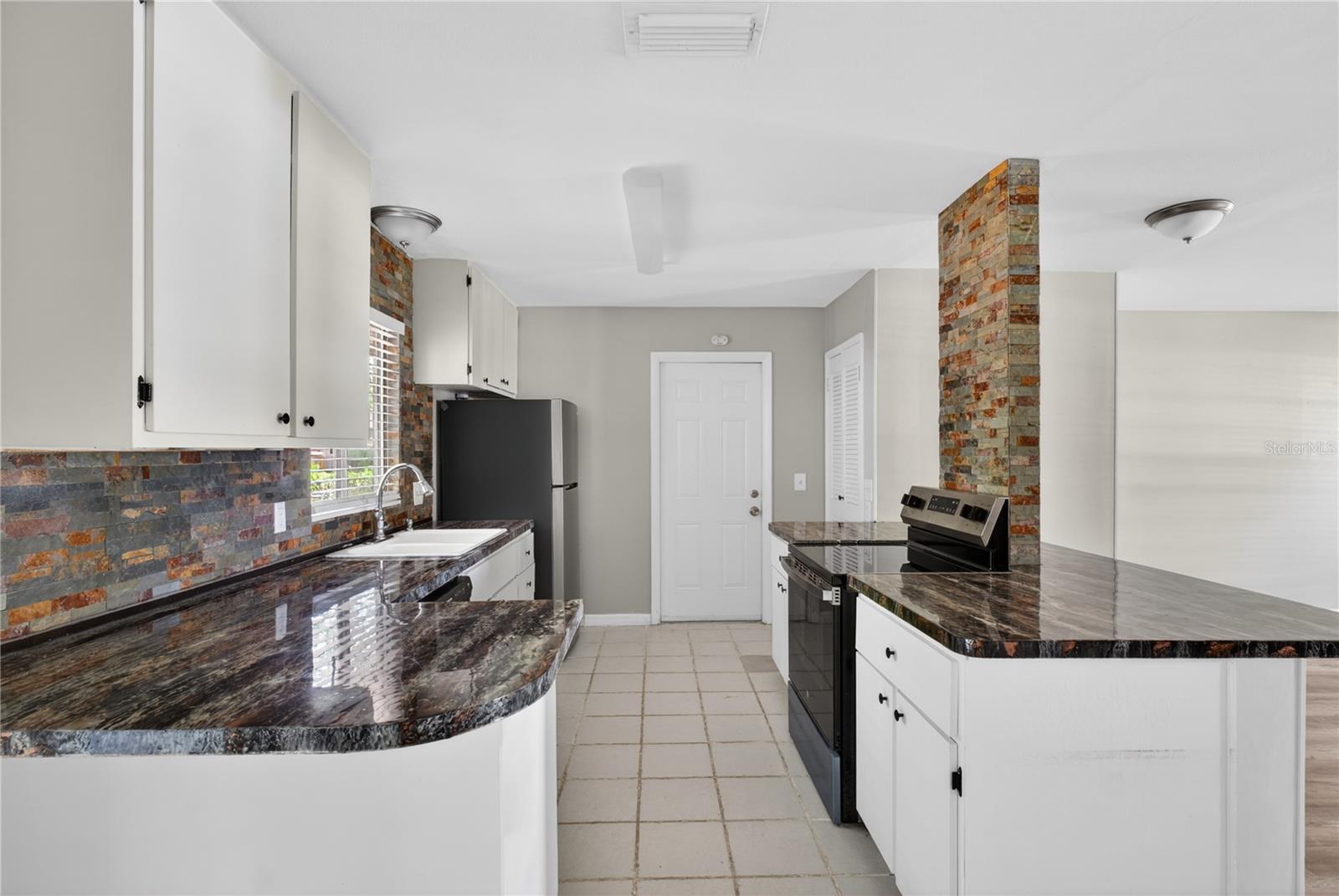 1334 STATELY OAKS DR NW, WINTER HAVEN, FL, 33881