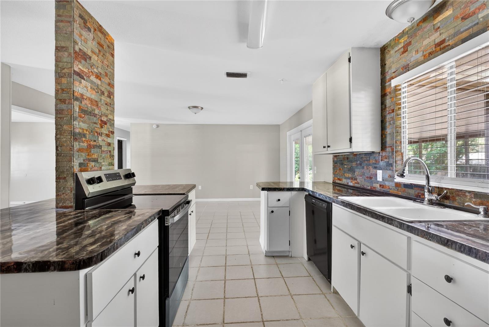 1334 STATELY OAKS DR NW, WINTER HAVEN, FL, 33881