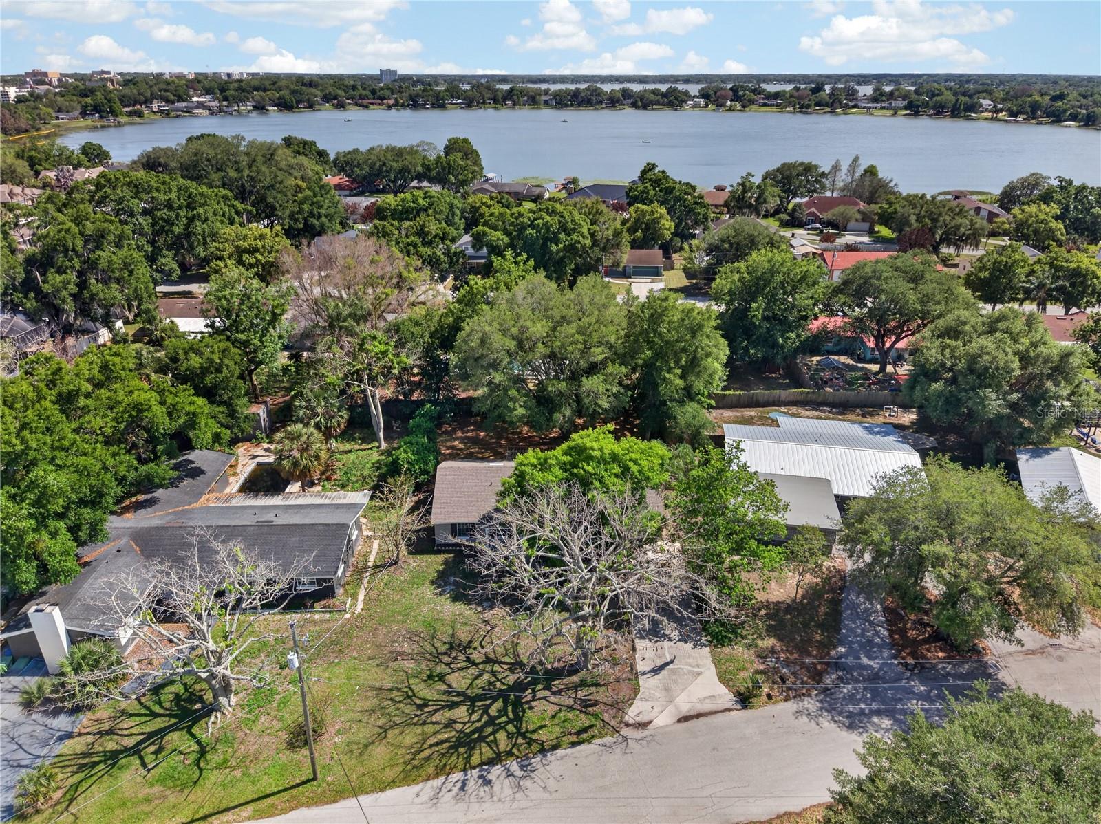 1334 STATELY OAKS DR NW, WINTER HAVEN, FL, 33881