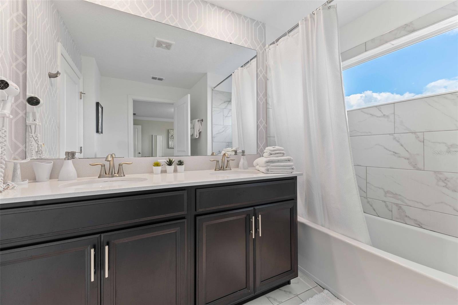 1092 LEADER ST, DAVENPORT, FL, 33896