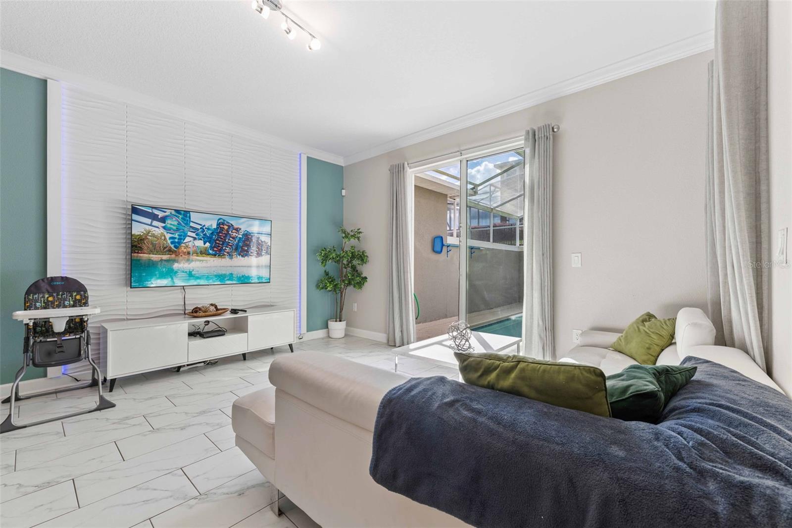 1092 LEADER ST, DAVENPORT, FL, 33896