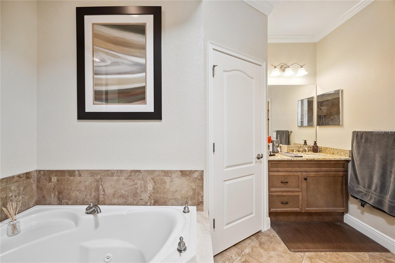 1923 BANNING BEACH RD, TAVARES, FL, 32778