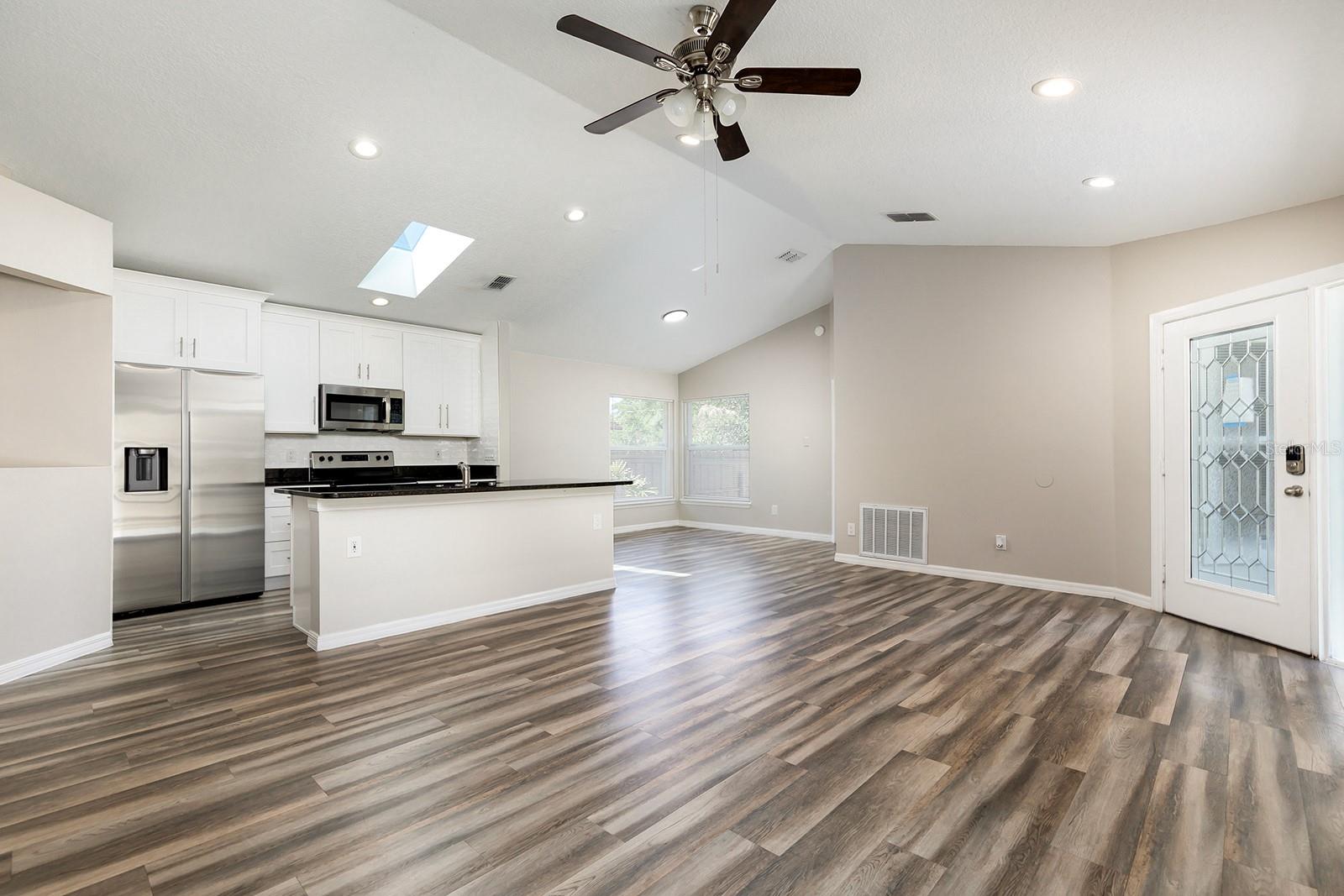 1637 N LAKEWOOD AVE, OCOEE, FL, 34761